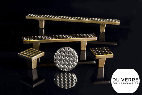 Du Verre Cabinet Hardware